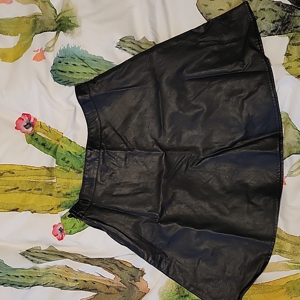 Leather skirt